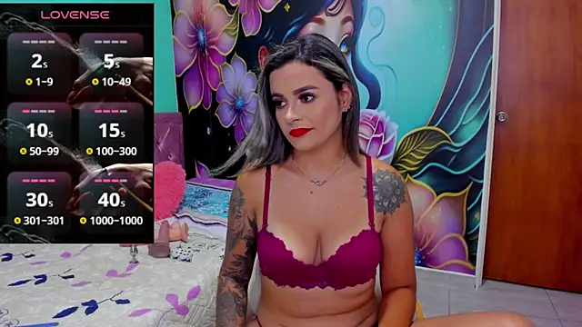 Snapshot of mia_bigtits17 chatting on 19, 3, 2025 mia bigtits17 online show from 19, 3, 2025