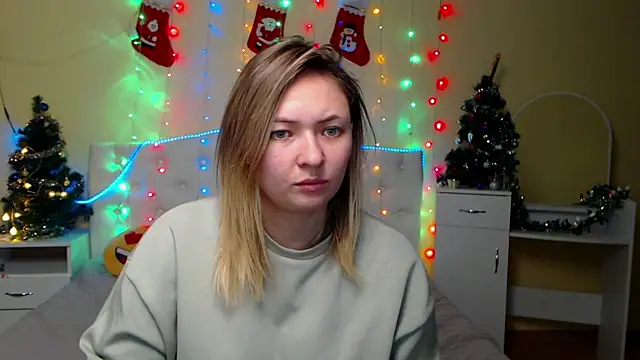 Snapshot of SallyVerda chatting on 30, 12, 2024 SallyVerda online show from 30, 12, 2024