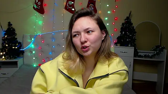 Snapshot of SallyVerda chatting on 5, 1, 2025 SallyVerda online show from 5, 1, 2025