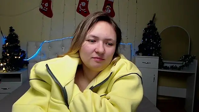 Snapshot of SallyVerda chatting on 6, 1, 2025 SallyVerda online show from 6, 1, 2025