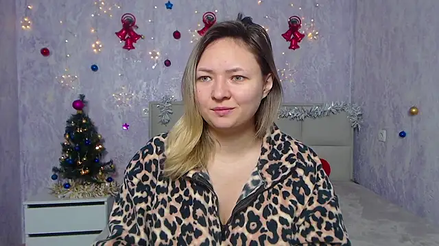 Snapshot of SallyVerda chatting on 6, 1, 2025 SallyVerda online show from 6, 1, 2025