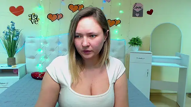 Snapshot of SallyVerda chatting on 12, 2, 2025 SallyVerda online show from 12, 2, 2025
