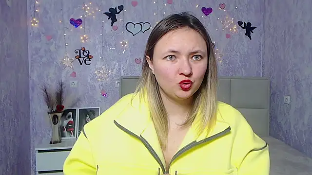 Snapshot of SallyVerda chatting on 26, 2, 2025 SallyVerda online show from 26, 2, 2025