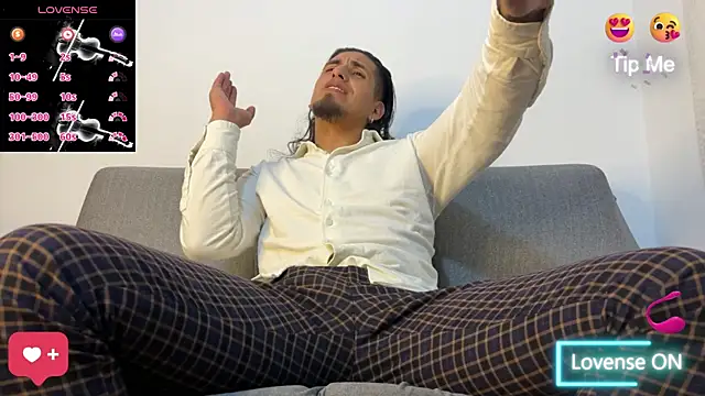 Tom blunt96 online show from 1, 11, 2025