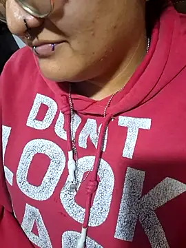 lucky-leah online show from 21, 11, 2025