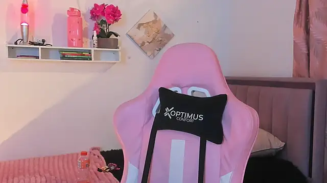 Kayla foxxy online show from 31, 5, 2026