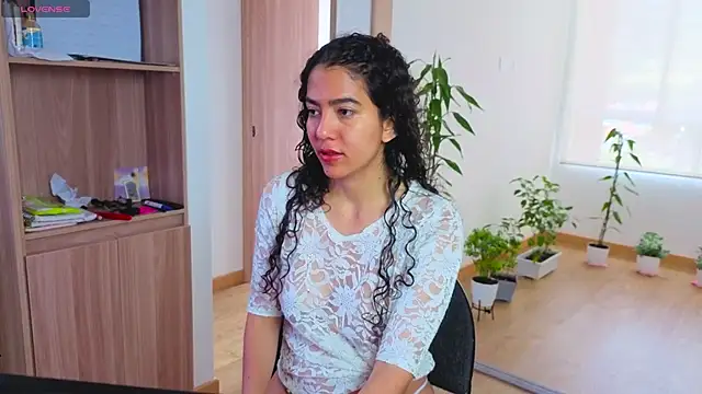 Snapshot of arteverena chatting on 4, 6, 2026 arteverena online show from 4, 6, 2026
