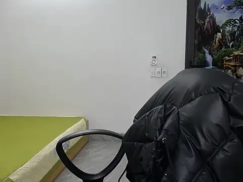 Snapshot of Love_bug15 chatting on 21, 1, 2025 Love bug15 online show from 21, 1, 2025