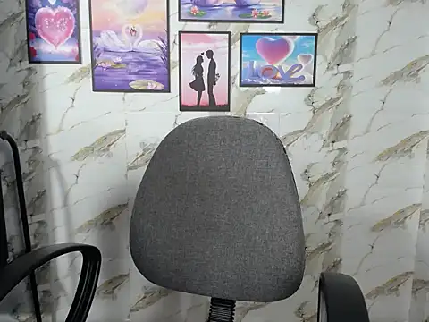 Snapshot of Love_bug15 chatting on 17, 3, 2025 Love bug15 online show from 17, 3, 2025