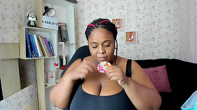 Snapshot of bbw_charlote chatting on 15, 9, 2025 bbw charlote online show from 15, 9, 2025