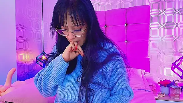 Snapshot of AlissonLopez_ chatting on 13, 12, 2024 AlissonLopez  online show from 13, 12, 2024