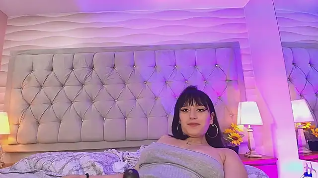 Snapshot of AlissonLopez_ chatting on 21, 2, 2025 AlissonLopez  online show from 21, 2, 2025