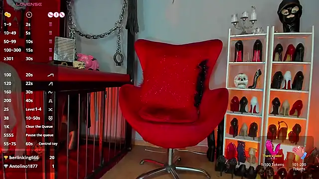 Snapshot of MistressAndre chatting on 4, 10, 2025 MistressAndre online show from 4, 10, 2025