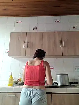 NATALIA MAGICK online show from 14, 2, 2025