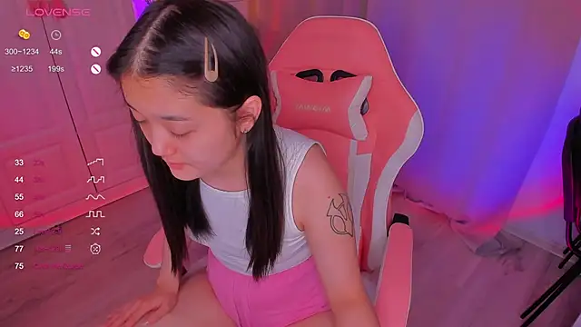 Snapshot of FreyaRaya chatting on 25, 1, 2025 FreyaRaya online show from 25, 1, 2025