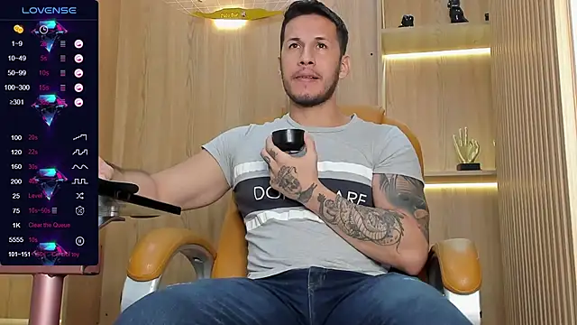 Snapshot of George_Diesell chatting on 26, 2, 2025 George Diesell online show from 26, 2, 2025