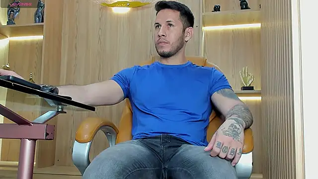 Snapshot of George_Diesell chatting on 28, 2, 2025 George Diesell online show from 28, 2, 2025