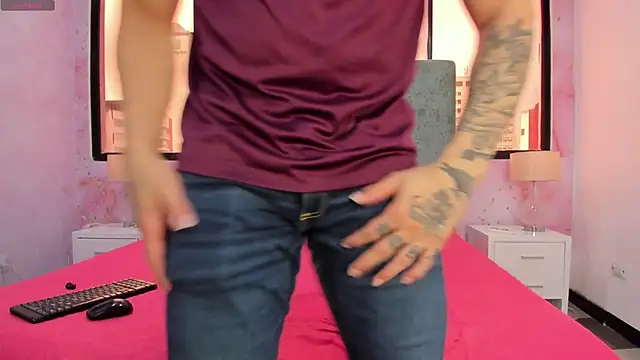 Snapshot of George_Diesell chatting on 14, 3, 2025 George Diesell online show from 14, 3, 2025