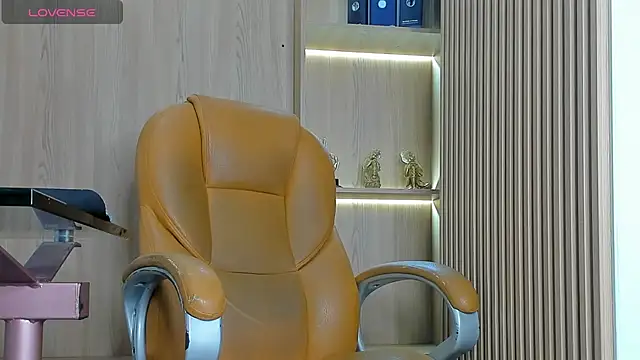 Snapshot of George_Diesell chatting on 30, 11, 2025 George Diesell online show from 30, 11, 2025