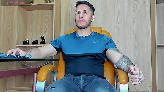 Snapshot of George_Diesell chatting on 10, 1, 2026 George Diesell online show from 10, 1, 2026