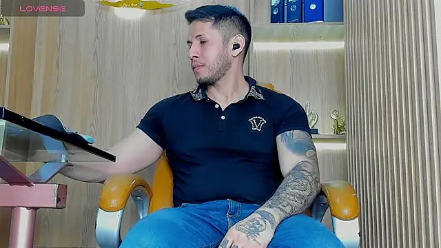 Snapshot of George_Diesell chatting on 3, 2, 2026 George Diesell online show from 3, 2, 2026