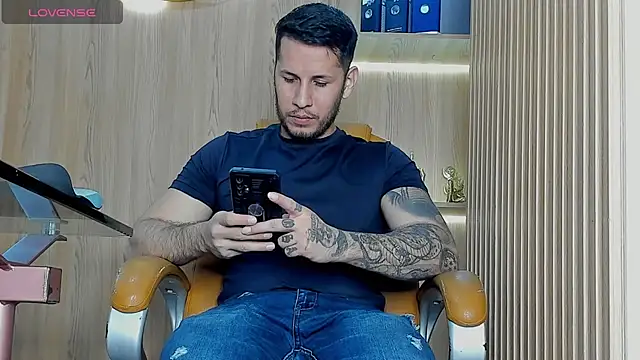 Snapshot of George_Diesell chatting on 7, 2, 2026 George Diesell online show from 7, 2, 2026