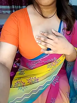 Snapshot of Dayna-36 chatting on 9, 11, 2025 Dayna-36 online show from 9, 11, 2025