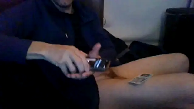 Snapshot of Haztogo4me chatting on 17, 11, 2025 Haztogo4me online show from 17, 11, 2025