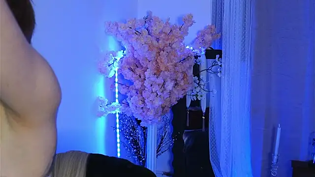 ivyleague  online show from 29, 3, 2026