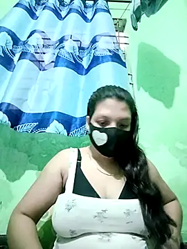 Snapshot of Depte- chatting on 19, 9, 2025 Depte- online show from 19, 9, 2025