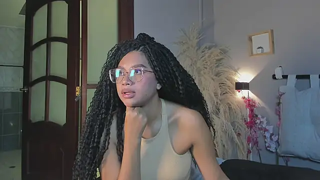 Snapshot of nayah__ chatting on 6, 2, 2025 nayah online show from 6, 2, 2025