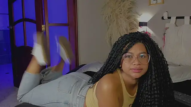 Snapshot of nayah__ chatting on 7, 2, 2025 nayah online show from 7, 2, 2025