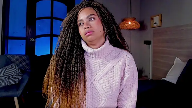 nayah   online show from 14, 11, 2025