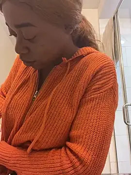 MommyConfident online show from 13, 12, 2024