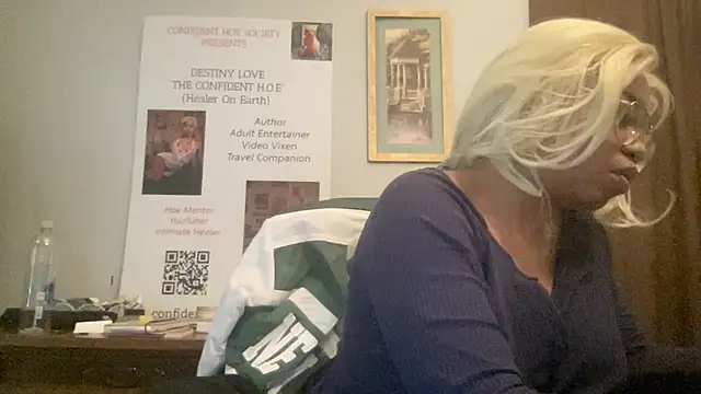 MommyConfident online show from 25, 4, 2026