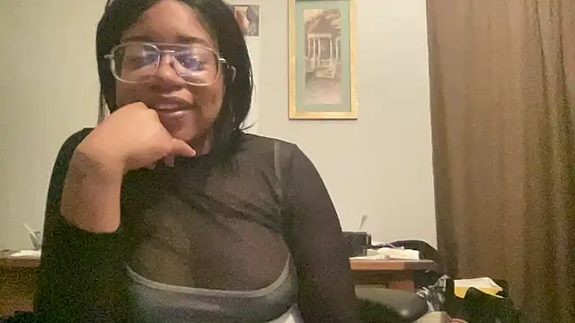 MommyConfident online show from 11, 6, 2026