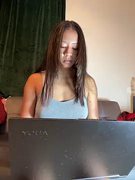 VanessaBling online show from 12, 2, 2025