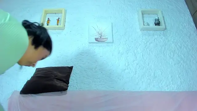 emiily s online show from 6, 2, 2025