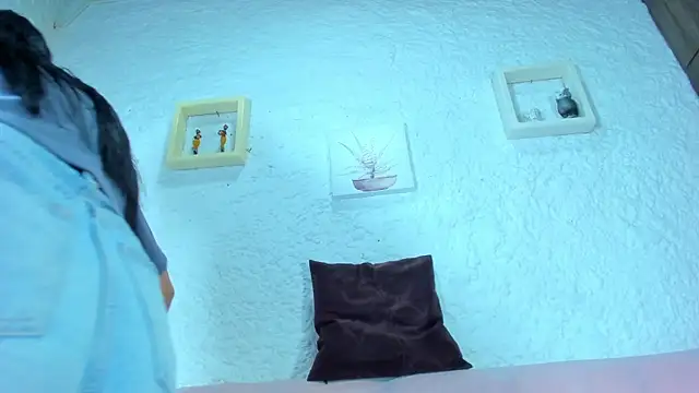 emiily s online show from 15, 2, 2025