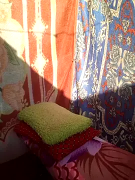 Snapshot of Burhade-- chatting on 28, 4, 2026 Burhade-- online show from 28, 4, 2026