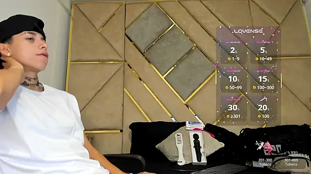 AmberAdams  online show from 18, 9, 2025