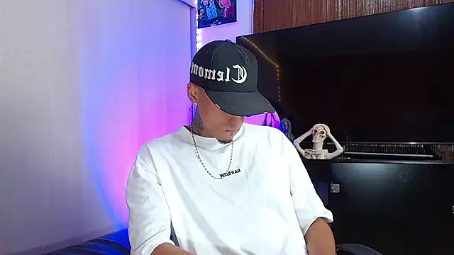 Liam lee online show from 3, 12, 2025