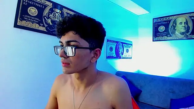 Snapshot of TylerWhite_ chatting on 9, 1, 2025 TylerWhite online show from 9, 1, 2025