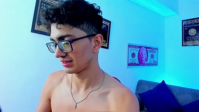 Snapshot of TylerWhite_ chatting on 21, 1, 2025 TylerWhite online show from 21, 1, 2025