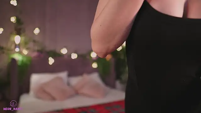 Snapshot of Meow_Nancy chatting on 12, 12, 2024 Meow Nancy online show from 12, 12, 2024