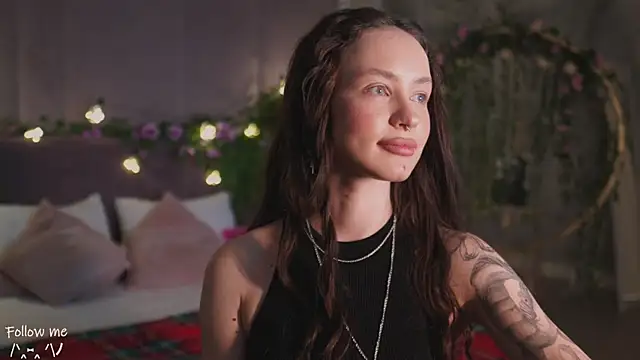 Snapshot of Meow_Nancy chatting on 17, 2, 2025 Meow Nancy online show from 17, 2, 2025