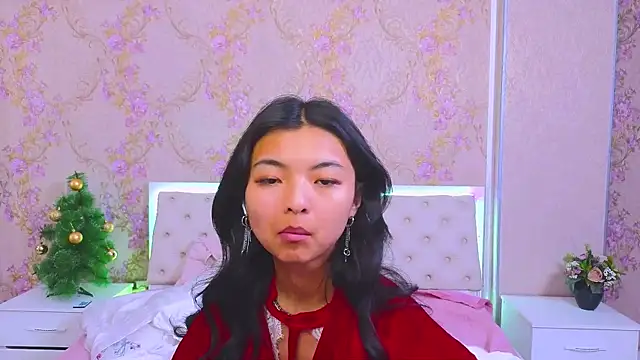 Shy Kira online show from 25, 12, 2024