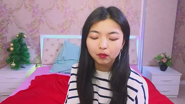 Shy Kira online show from 10, 1, 2025