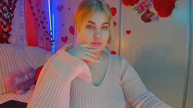 Snapshot of CoraSwon chatting on 23, 2, 2025 CoraSwon online show from 23, 2, 2025