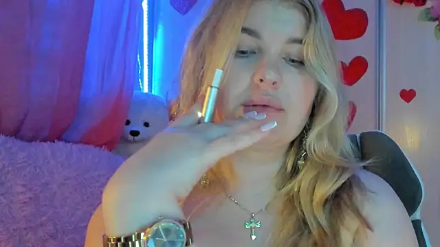 Snapshot of CoraSwon chatting on 2, 3, 2025 CoraSwon online show from 2, 3, 2025